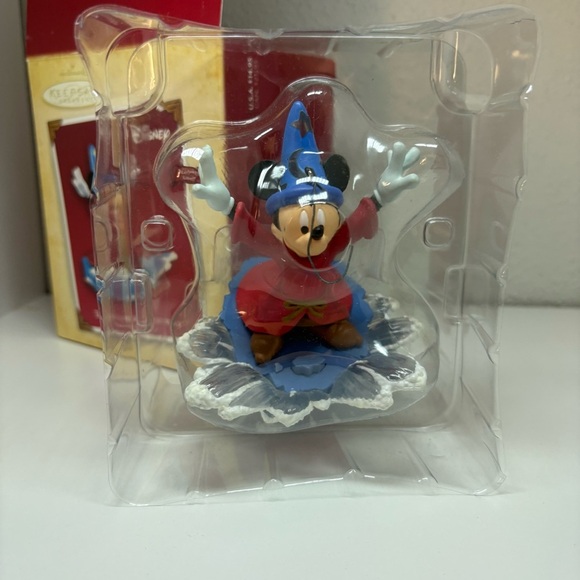 Hallmark Keepsake Ornament 2004 - Disney The Sorcerer's Apprentice - Fantasia - Picture 4 of 8